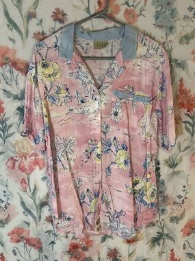 Vintage Teddi Pastel Pink Floral Camp Shirt with Light Blue Trim